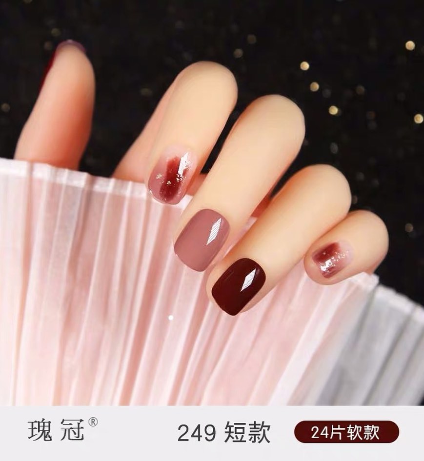 For preorder Crown nail patch manicure patch wear repeatedly using wearable women's armor finished removable nail patch