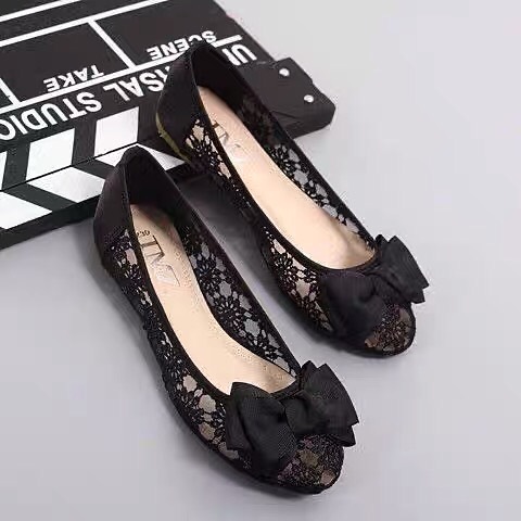 ❤️PREORDER❤️
Pregnant women's shoes breathable mesh single shoes women flat-soled black professional work shoes flat heel bow round-headed lace shoes summer
Size 35-44