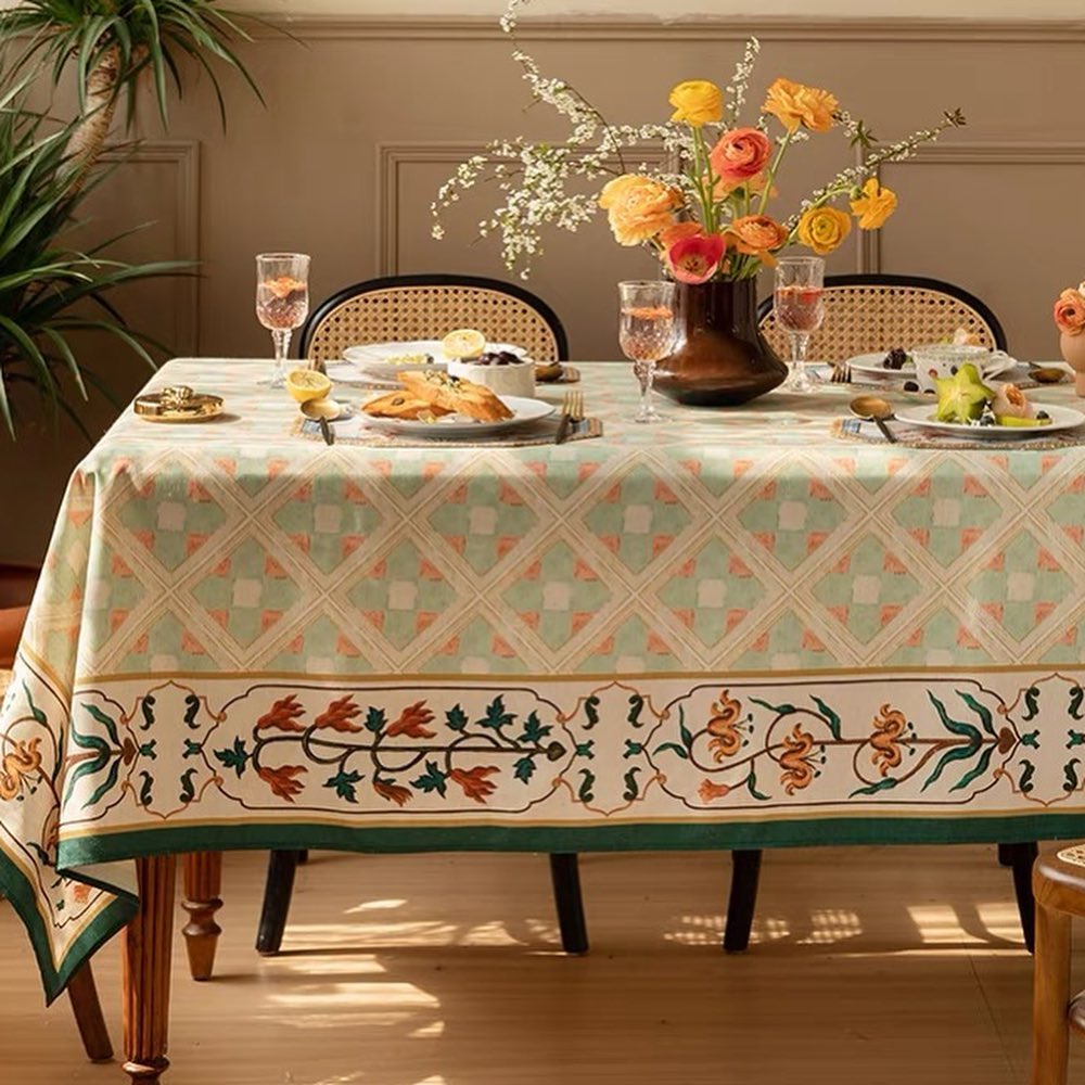 ❤️PREORDER❤️
Crayon pie Victorian tablecloth waterproof linen table rectangular light luxury table cloth
